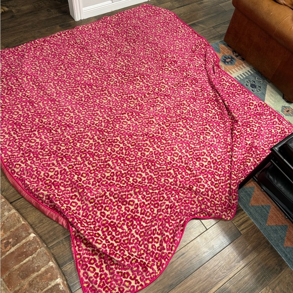 Neiman Marcus duvet cover - Picture 3 of 7